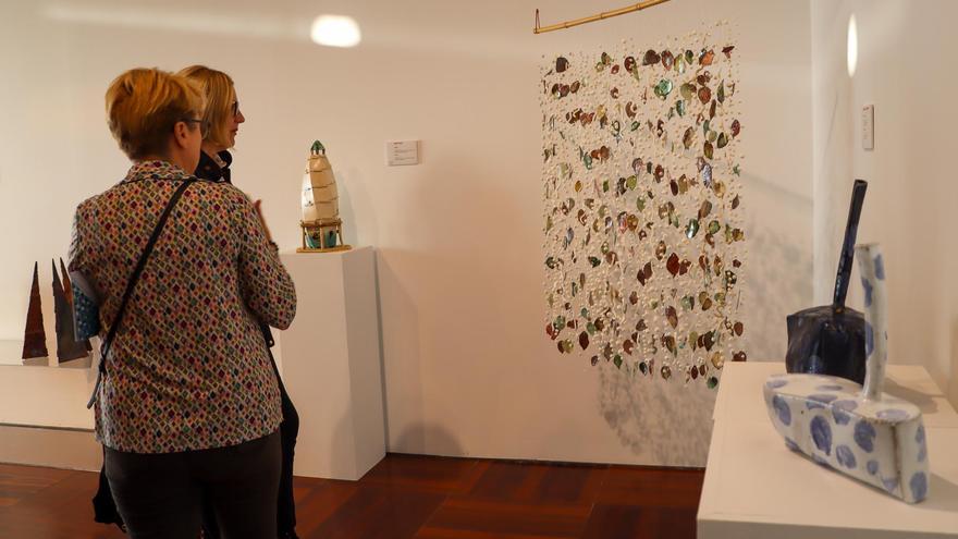 Última semana para disfrutar del arte de 68 ceramistas en el EMAT de Torrent