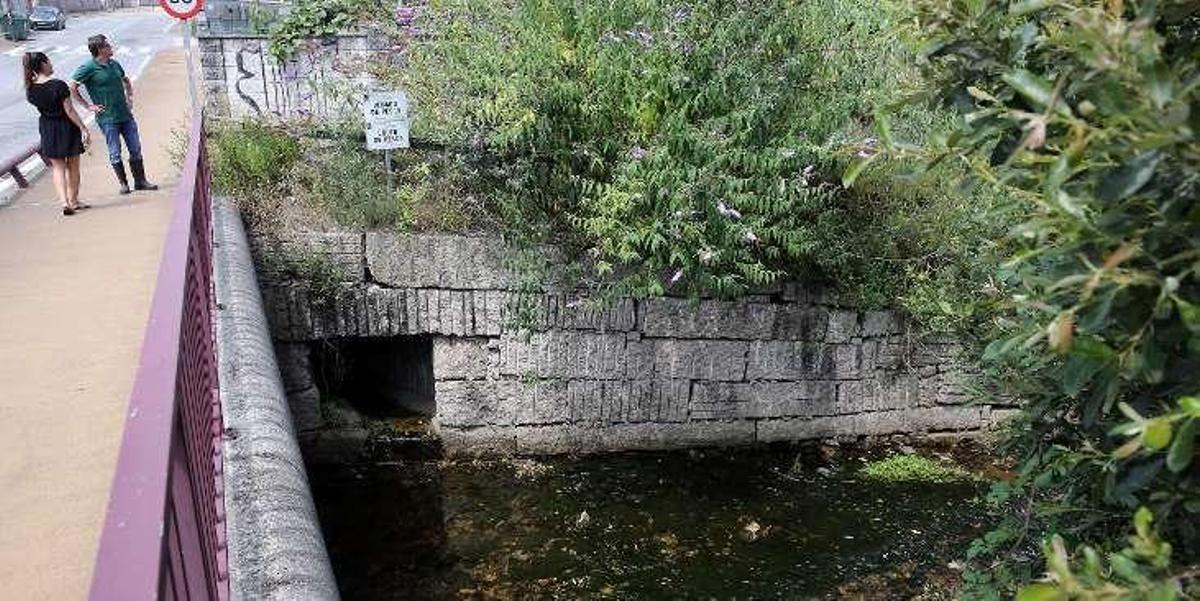 El Lagares recupera atractivo con un nuevo tramo de paseo, pozas y una senda ciclista