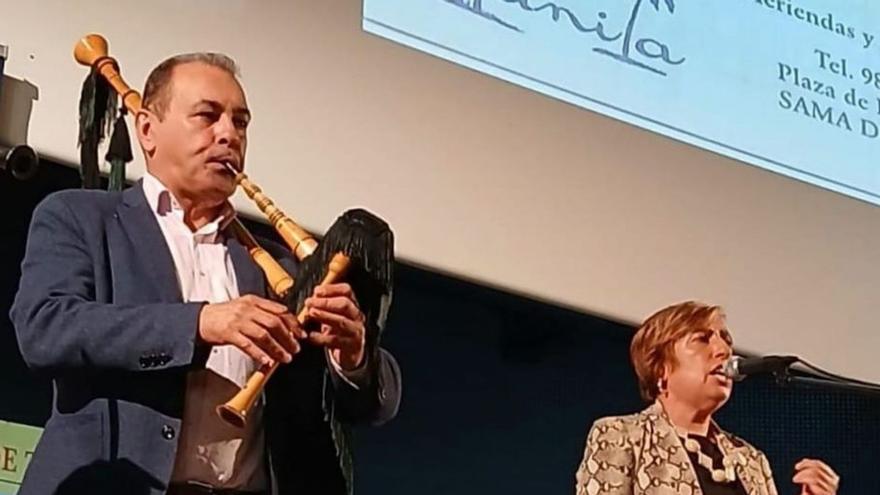 Valentín Fuente y Raquel Gutiérrez, en el Cine Felgueroso.