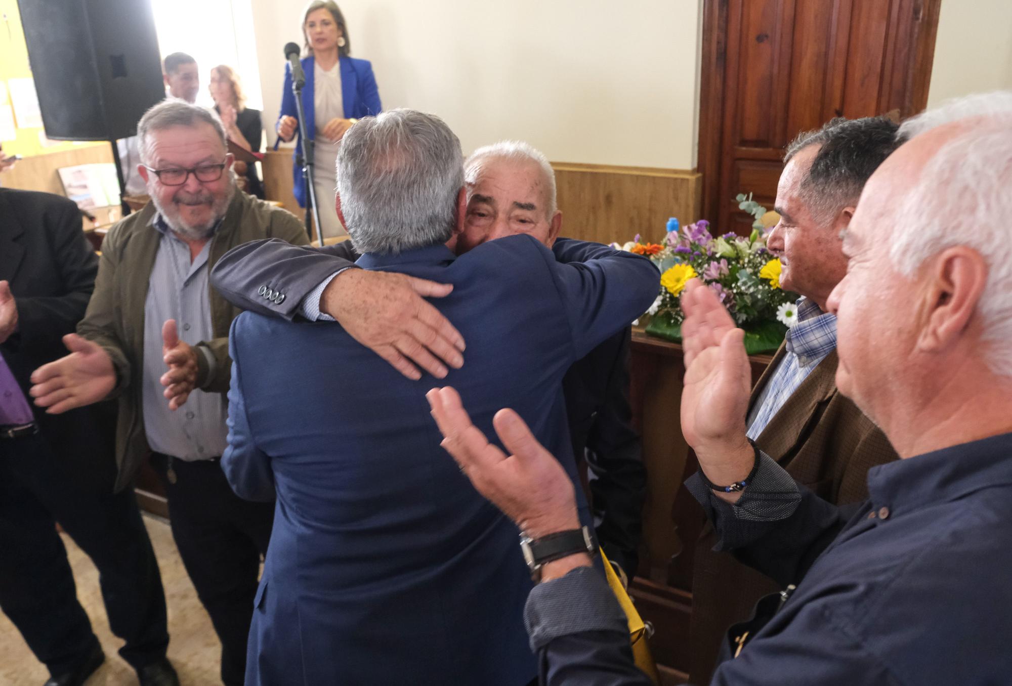 El alcalde de Elche anuncia la concesión de la medalla de plata del Bimil.lenari a Riegos El Porvenir
