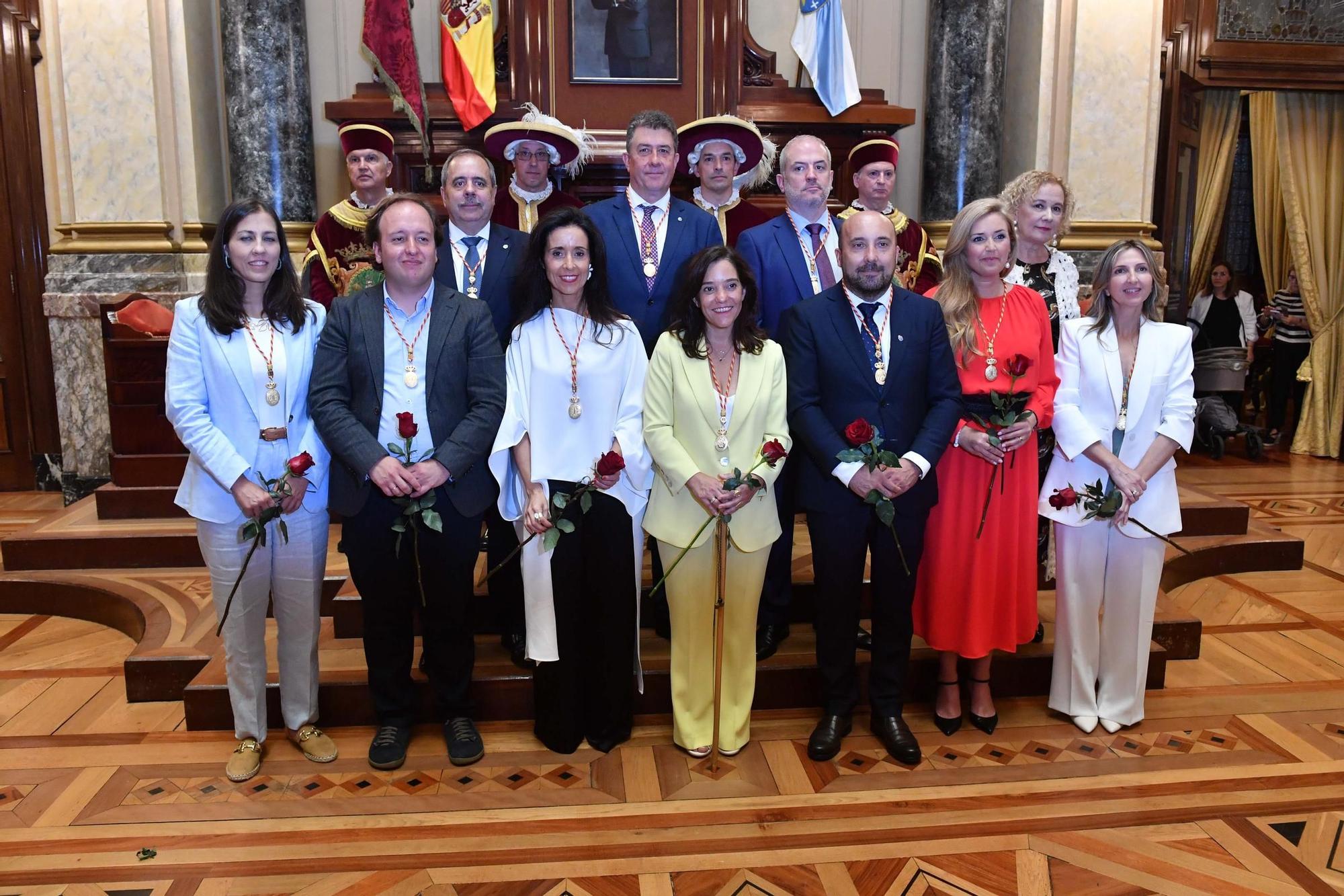 Investidura Inés Rey: La alcaldesa de A Coruña jura su cargo por ...