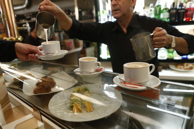 Catalunya viu el seu estiu més fluix des del 2012 i només guanya 6.000 ocupats