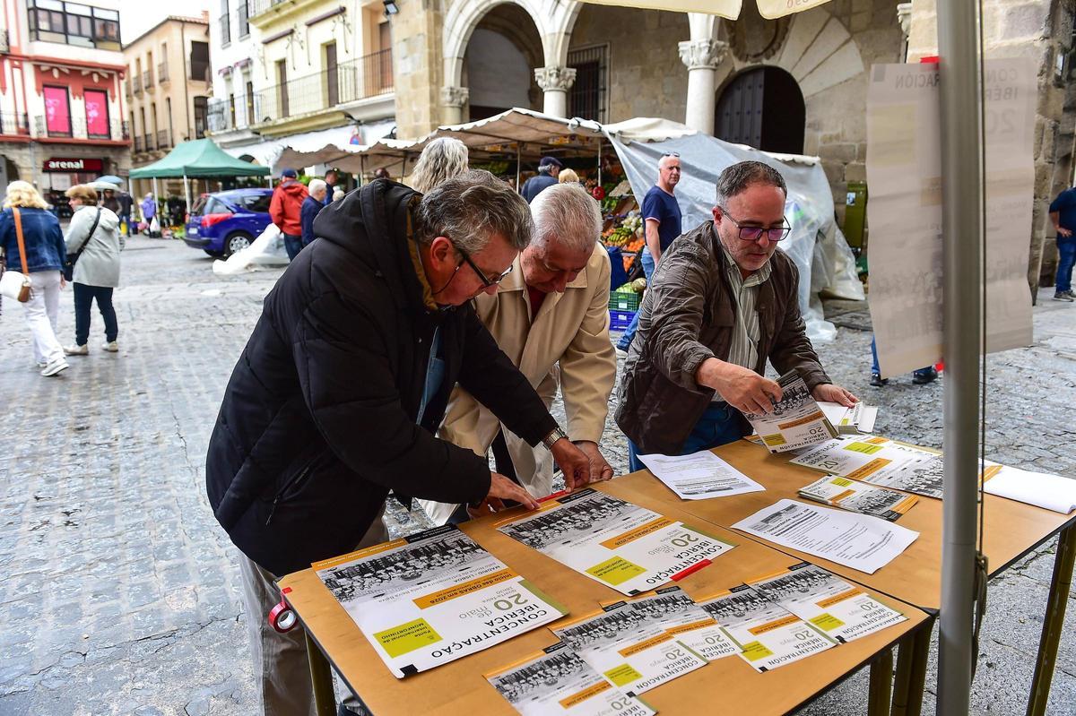 Fotogalería | Comienza la movilización por las infraestructuras del norte de Cáceres