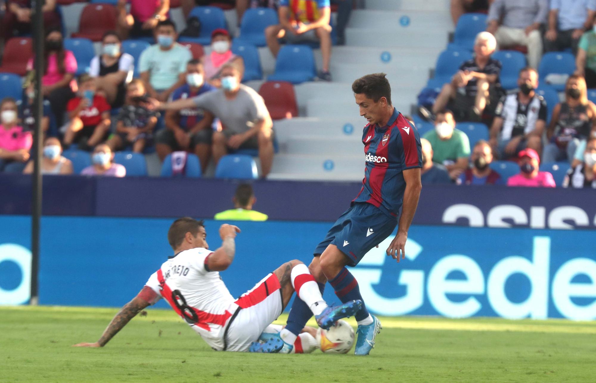 Levante UD - Rayo Vallecano en imágenes