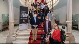 El Ayuntamiento se compromete a acercar la cultura a las personas con diversidad funcional