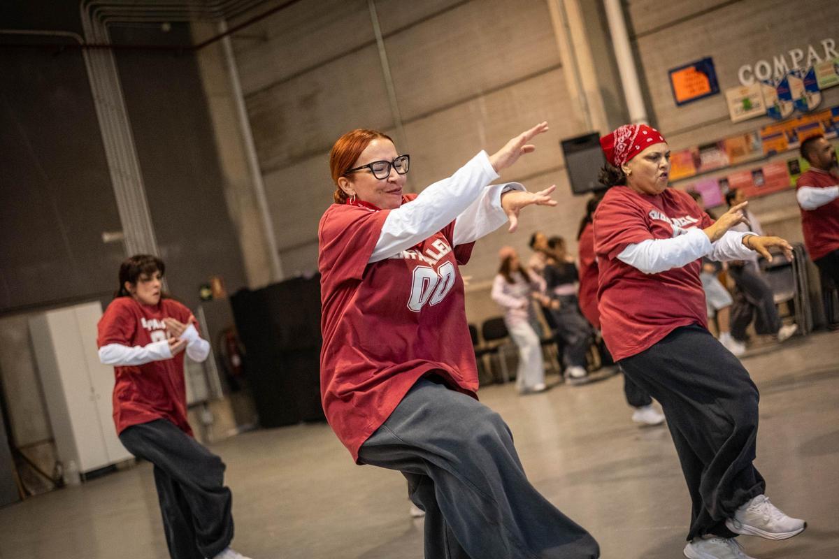 Grupo de danza urbana de mayores
