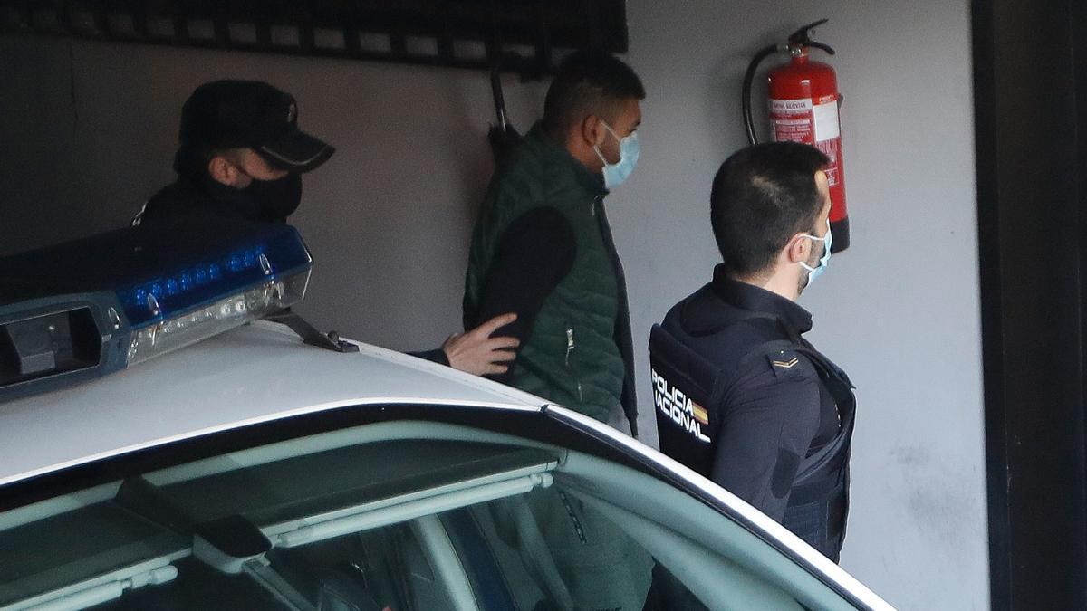 El detenido por el crimen del Areal pasó esta tarde a disposición judicial en Vigo.