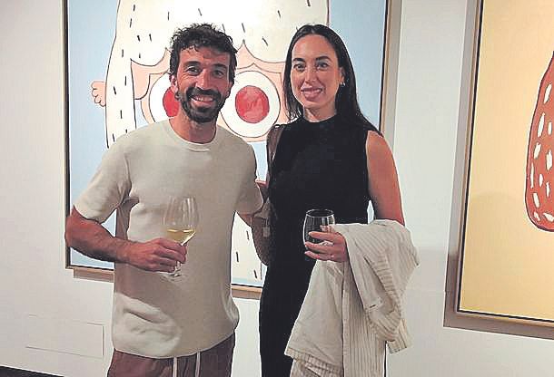 Ange Martín y Jessica Jaume.