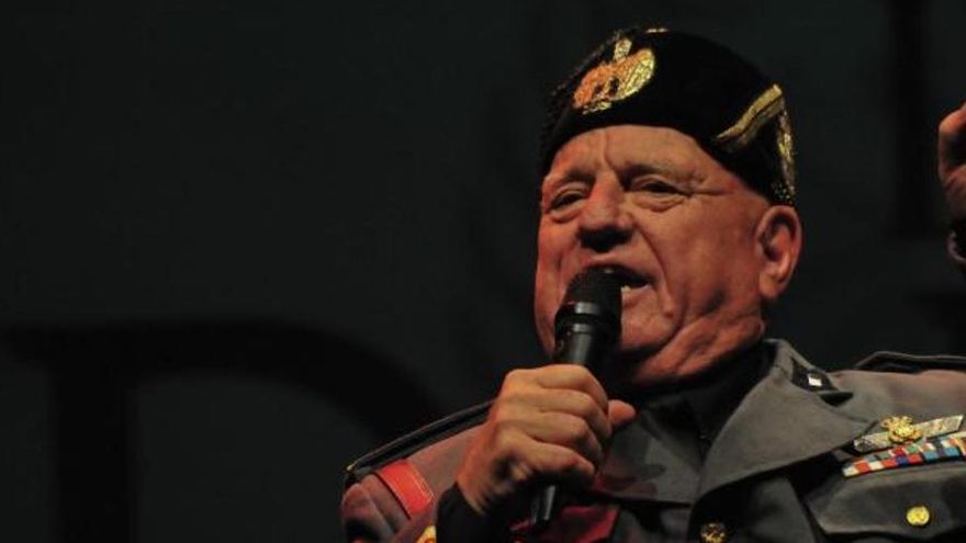 El cómico Leo Bassi: &quot;Los evangelistas son una derecha bastante fascista&quot;