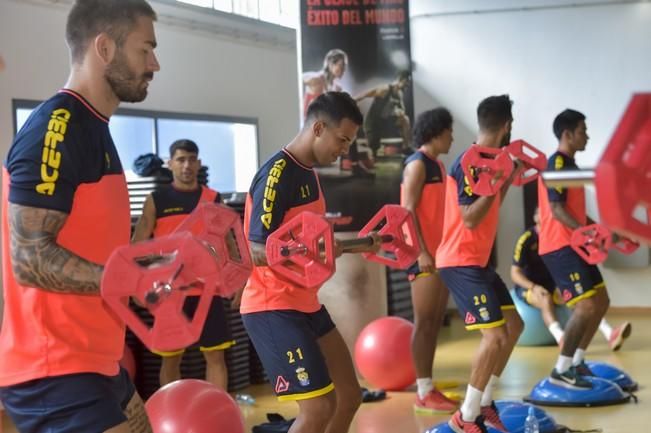 Entrenamiento Ud Las Palmas, en el gimnasio Las ...