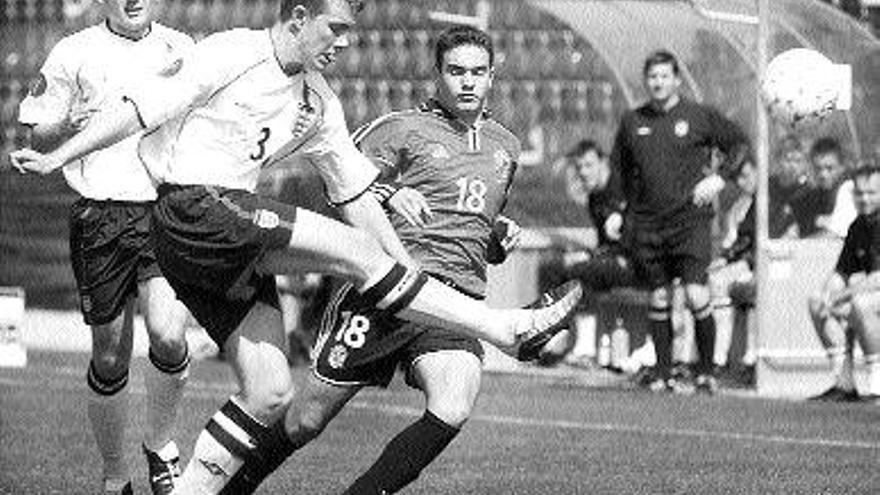 David Rodríguez (nº 18), en un partido con la selección española. / Efe