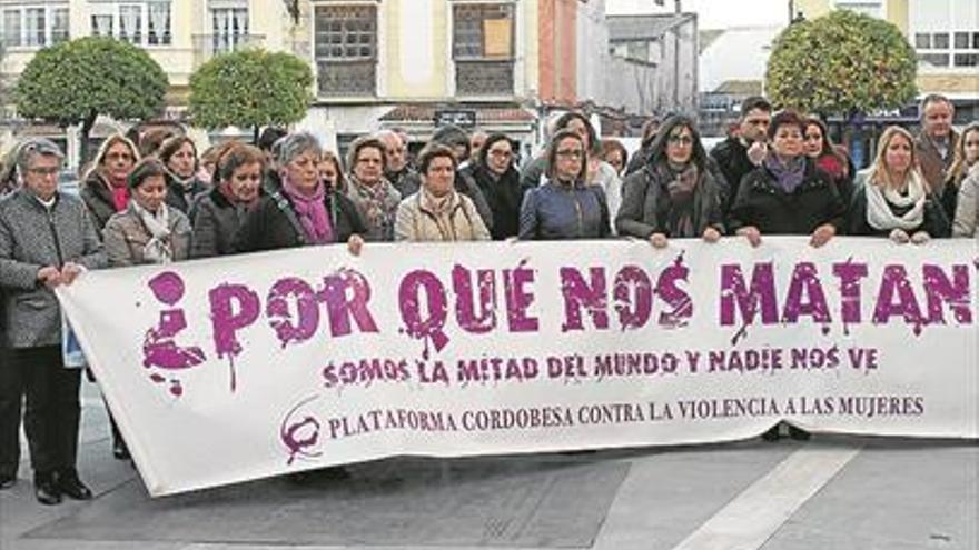 Los egabrenses condenan el crimen machista de Carmen González Ropero