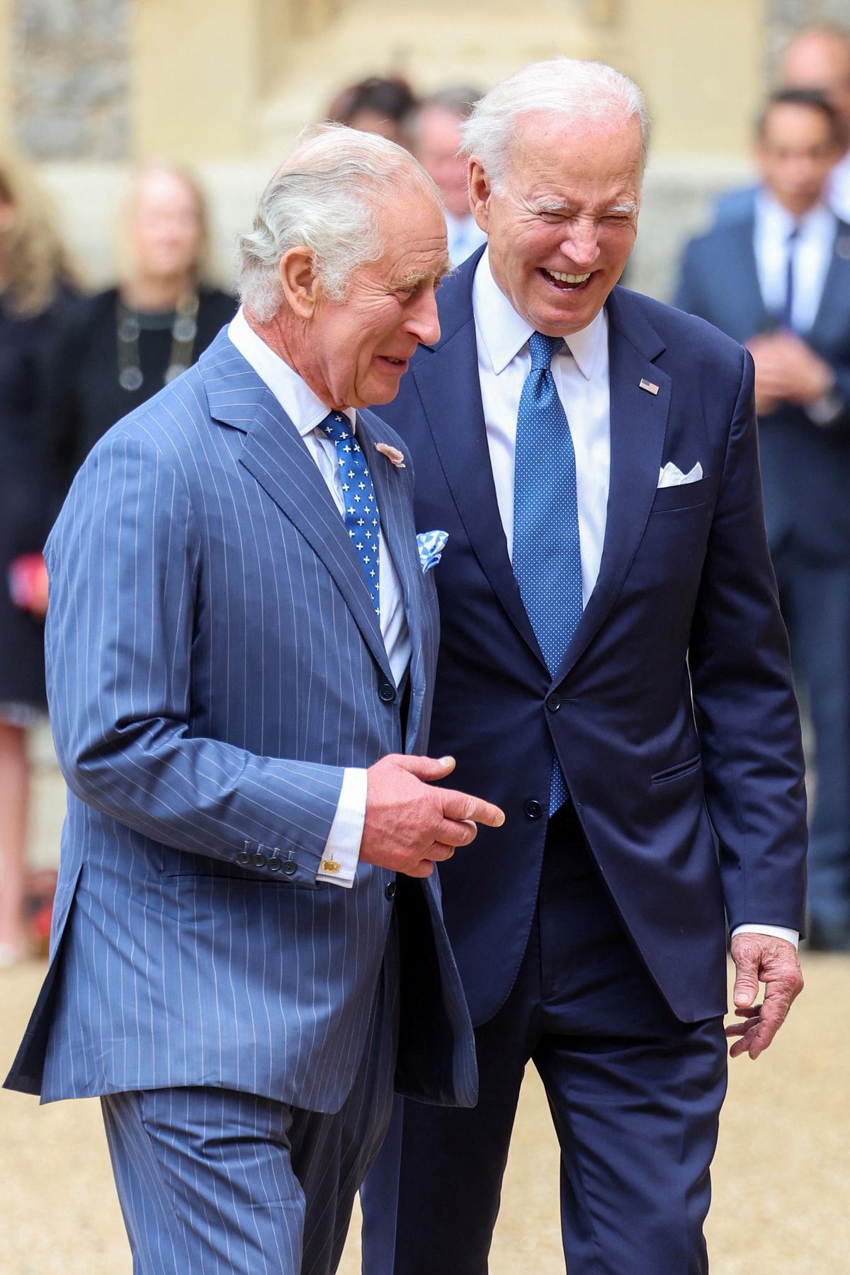 El presidente de los Estados Unidos, Joe Biden, es recibido por el rey Carlos III de Gran Bretaña
