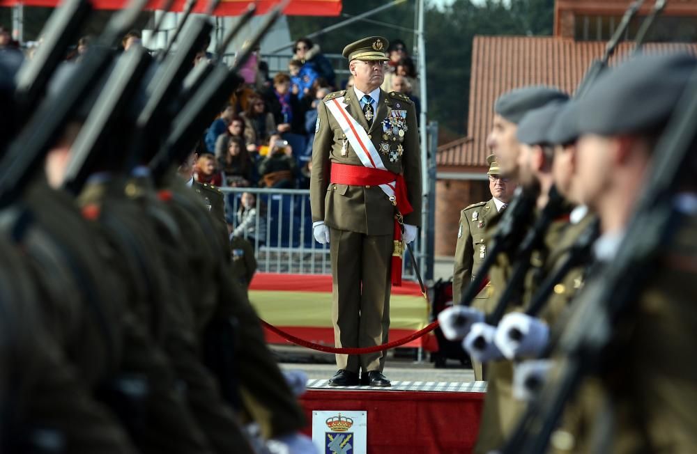 El general Cebrián destaca el nuevo regimiento y material como refuerzos de esta unidad