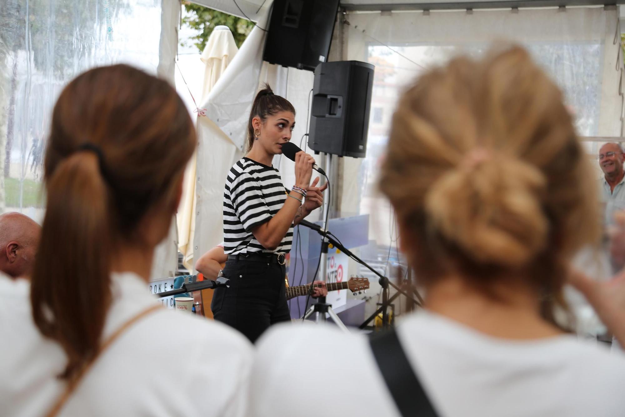 Así es un viernes 13 en la Festa do Marisco de O Grove.