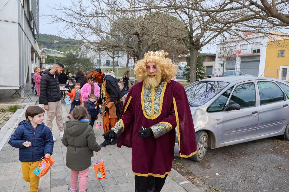 Les fotos del patges reials a Girona Est