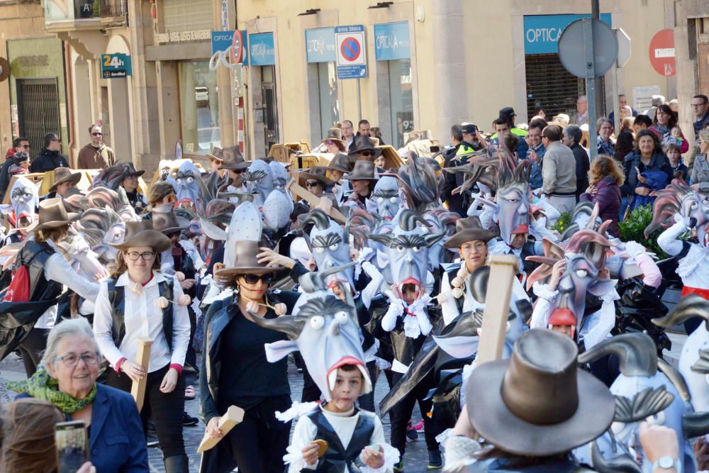 Rua infantil de carnaval a Figueres