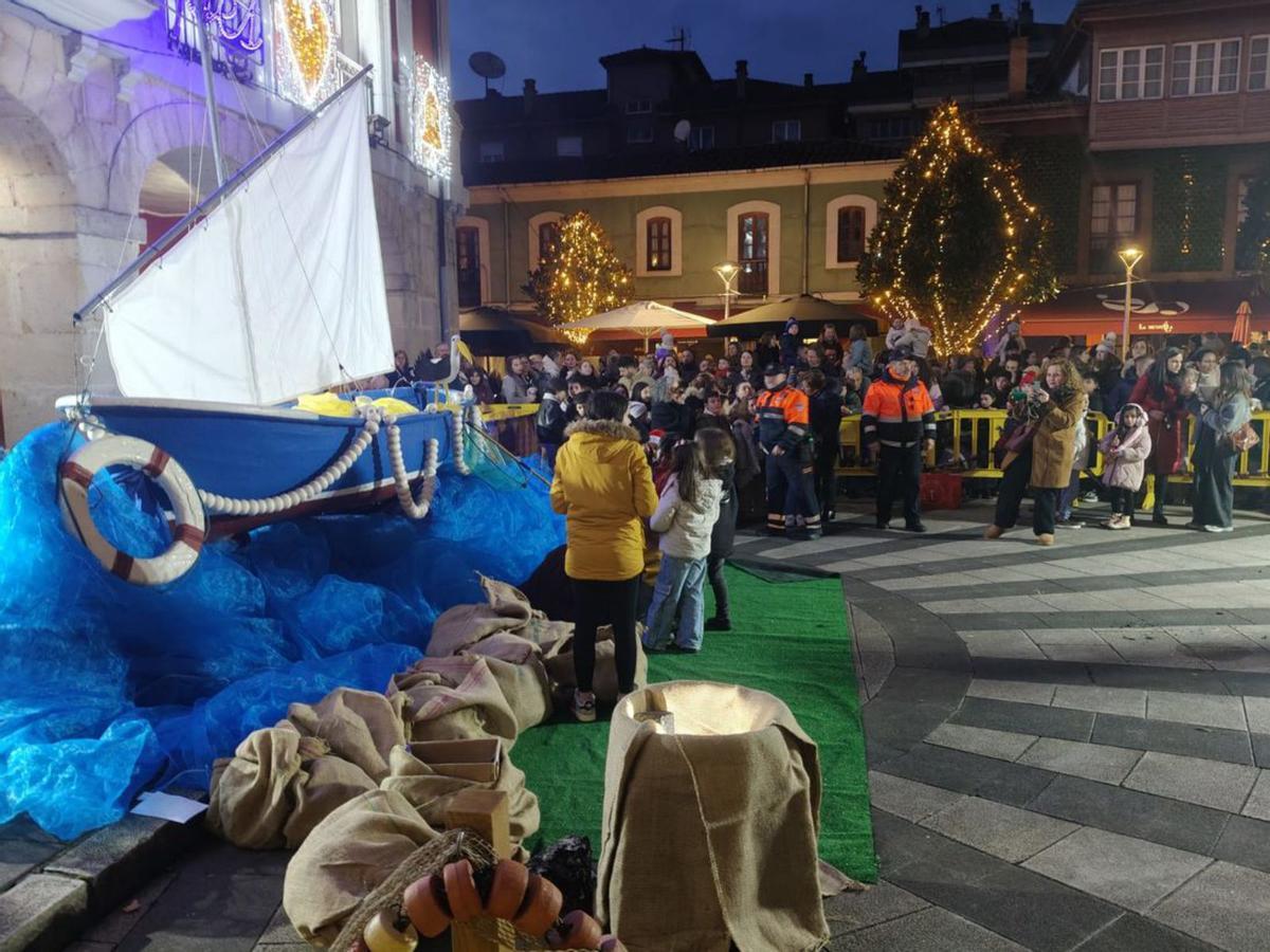 L’Anguleru conquista a los niños