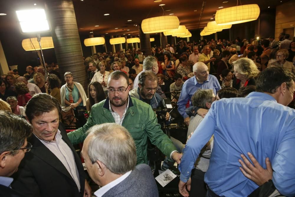 Pedro Sánchez participa en la Fiesta de la Rosa en Oviedo