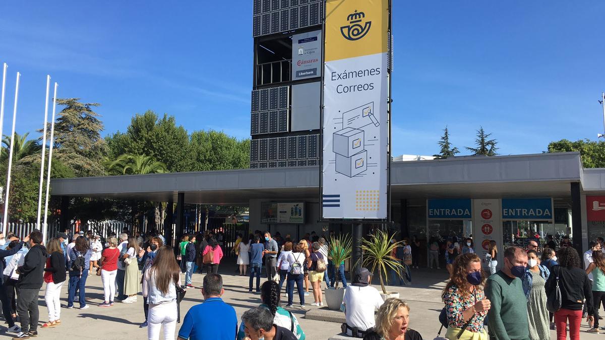 Oposiciones a Correos en Gijón. JUAN PLAZA