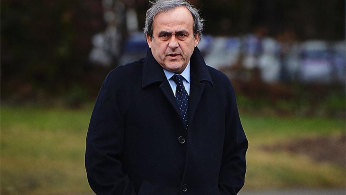 Platini ha quedado apartado de cualquier actividad relacionada con el fútbol