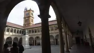 Acabar con la "pesadilla" de la burocracia, la gran petición del profesorado al futuro Rector de la Universidad de Oviedo