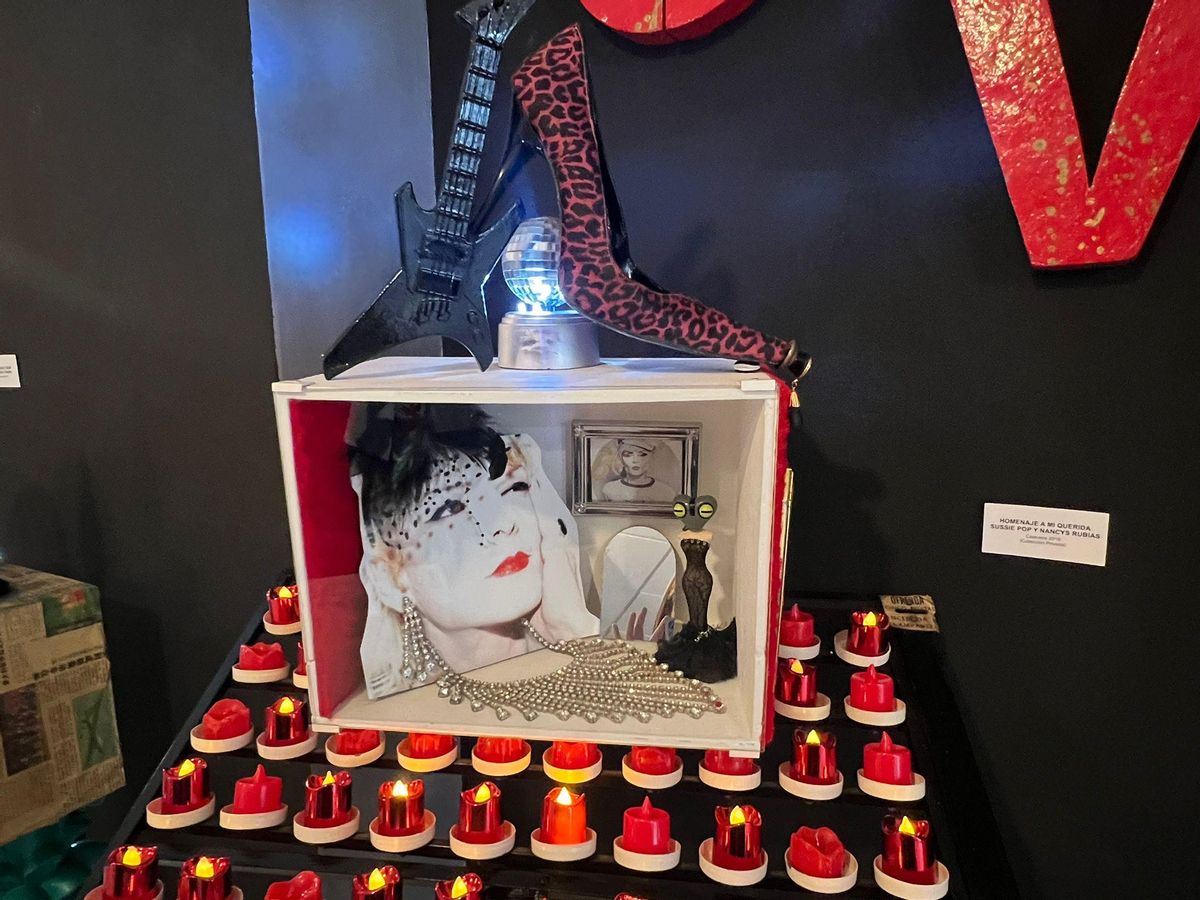 Obra homenaje de Chus Orellana a Susi Pó y Manu Toledano.