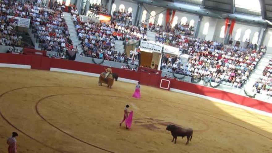 Imagen de la plaza de toros de Villena, en la que no se celebran corridas desde hace dos años.