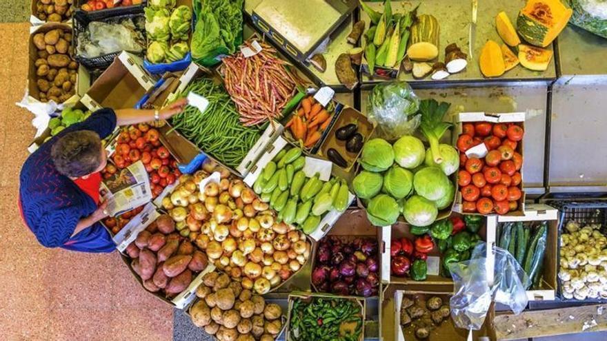 El mercado de Gran Canaria con productos locales y música en vivo que abre los fines de semana: el bocadillo de chorizo de Teror es obligatorio