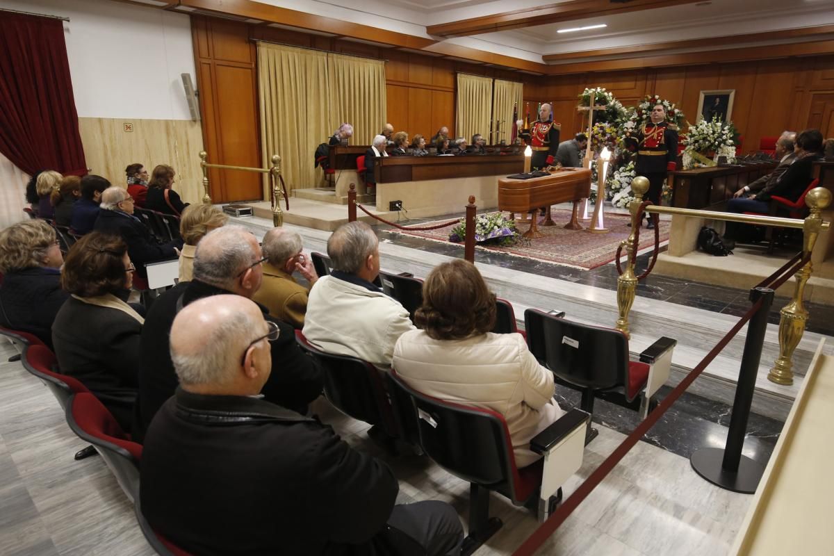 Córdoba da su último adiós a García Baena