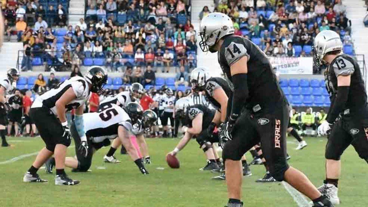 Los Dracs en acción en la Final de LNFA ante los Black Demons