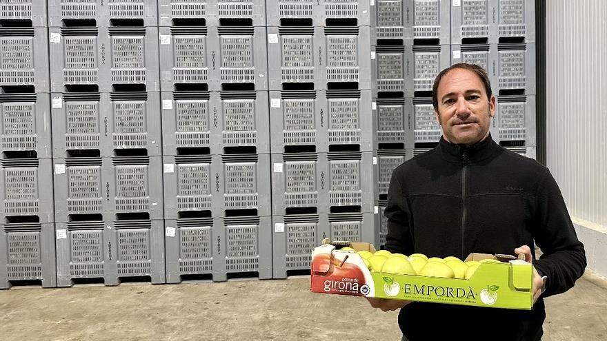 Una nova tecnologia permet a una empresa de Sant Pere Pescador conservar intactes les propietats de les pomes tot un any