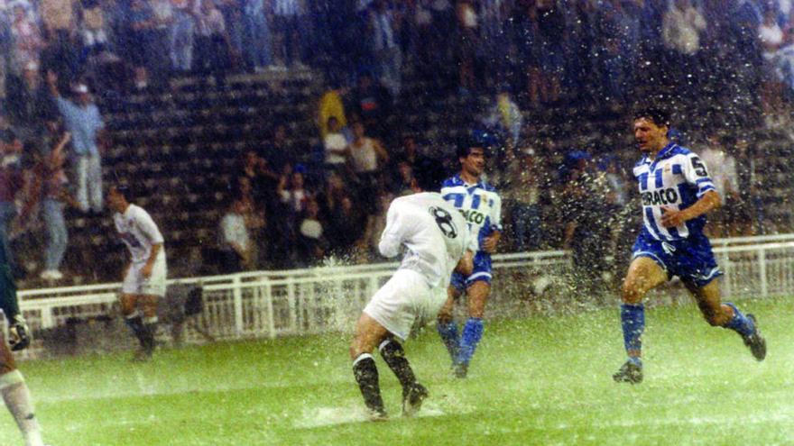 Djukic, Ribera y Mijatovic, en el diluvio de 1995.