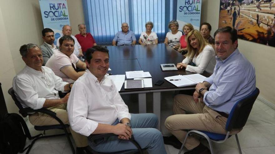 El PP reclama a la Junta que pague una veintena de ascensores prometidos hace una década