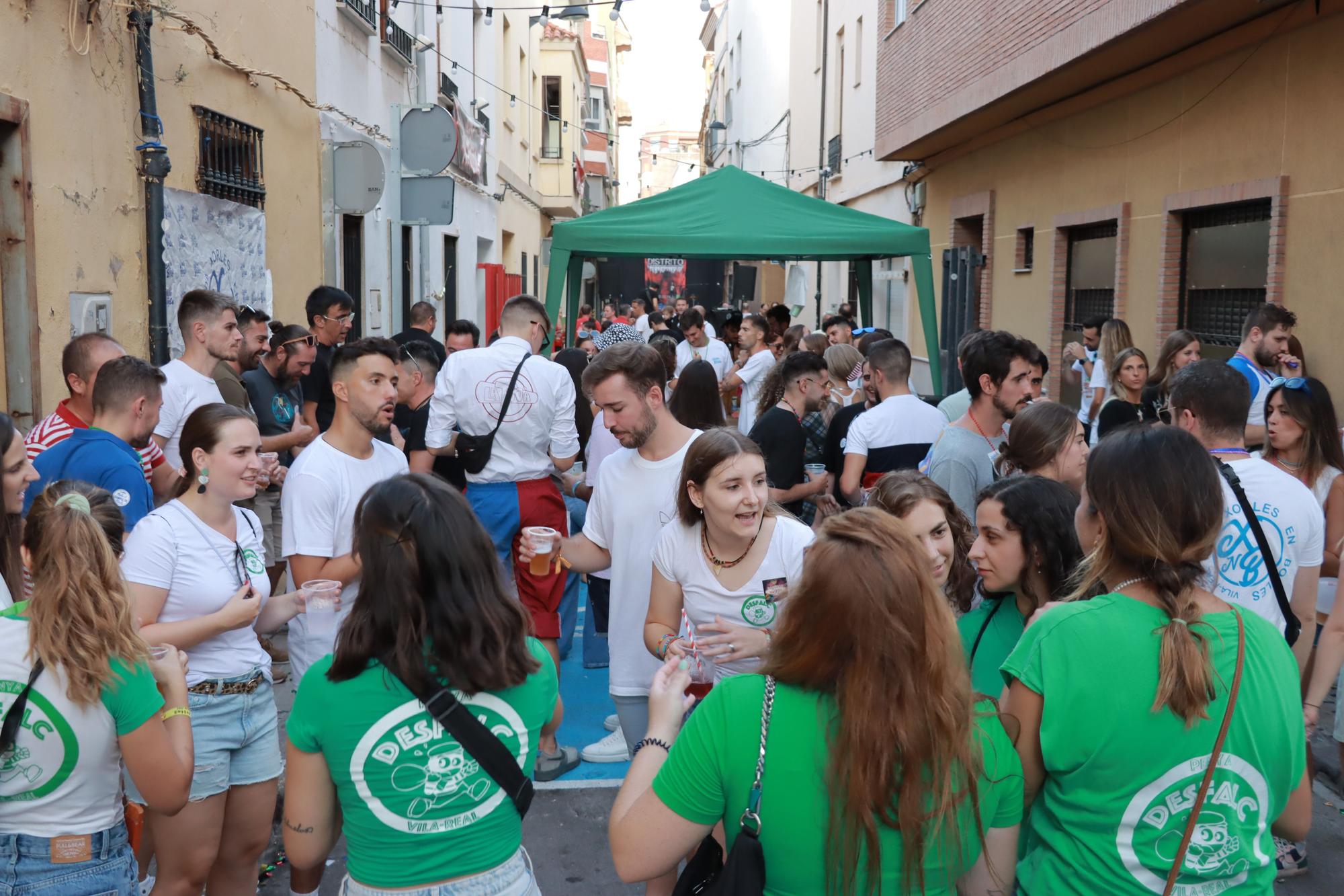 Galería | Las collas de Vila-real ya disfrutan de la fiesta en la calle