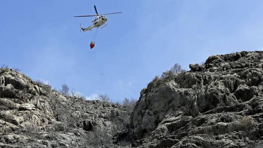 Evacuados 250 alumnos de Sagunto y son ya 1.535 las has. quemadas en Bolbaite