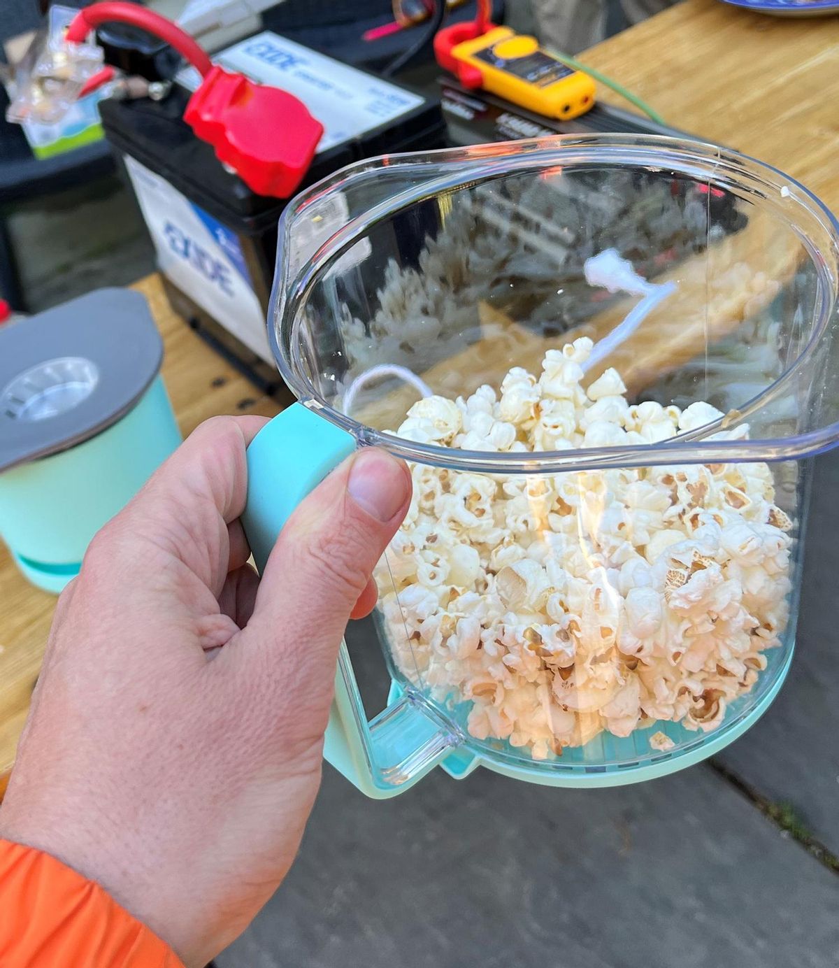 Parte de la energía transmitida sin cables se utilizó para preparar palomitas de paíz.