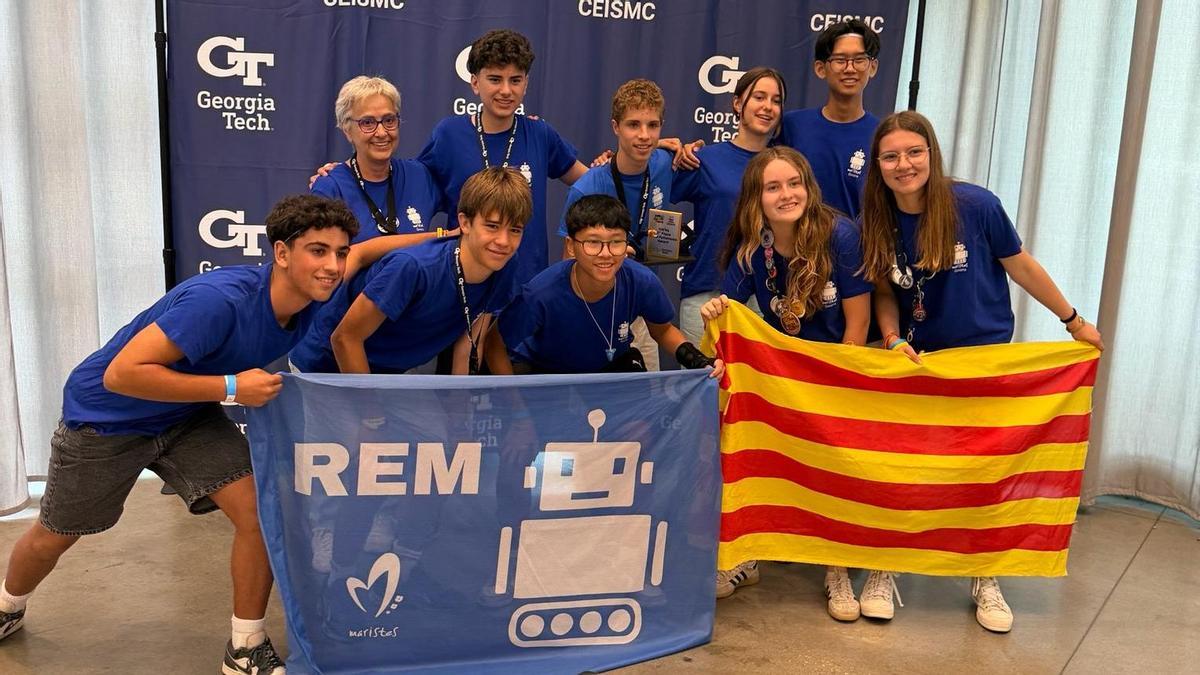 Els integrants de l'equip de Maristes Girona.