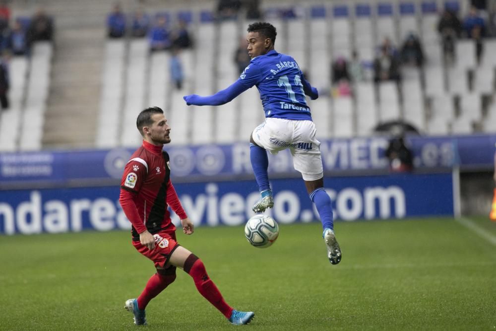 El partido entre el Real Oviedo y el Rayo Vallecano, en imágenes