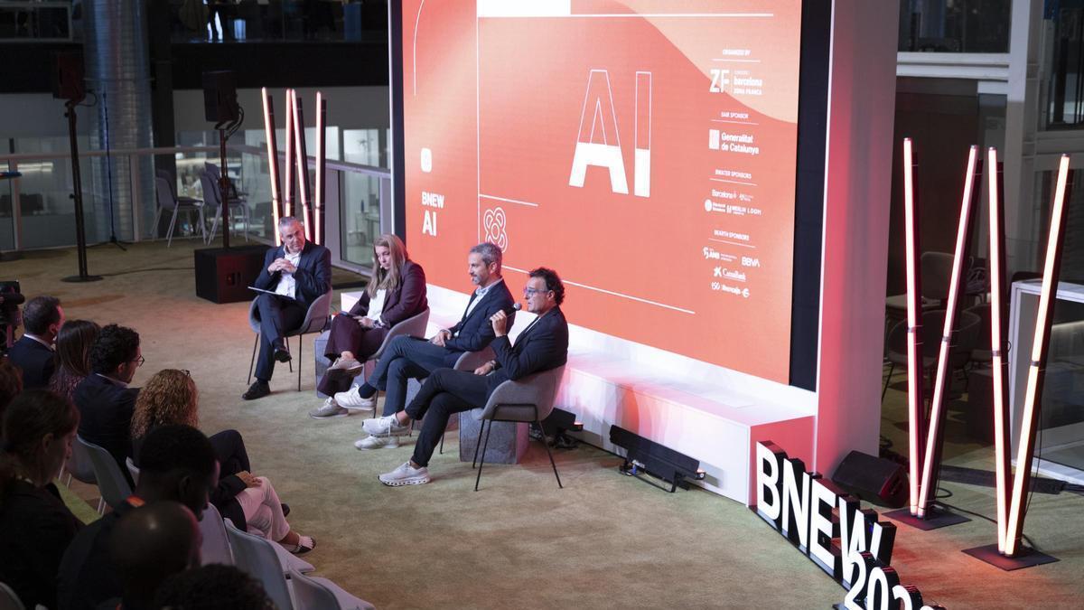 Ponents de la taula rodona organitzada pel BBVA en el marc del saló BNEW.