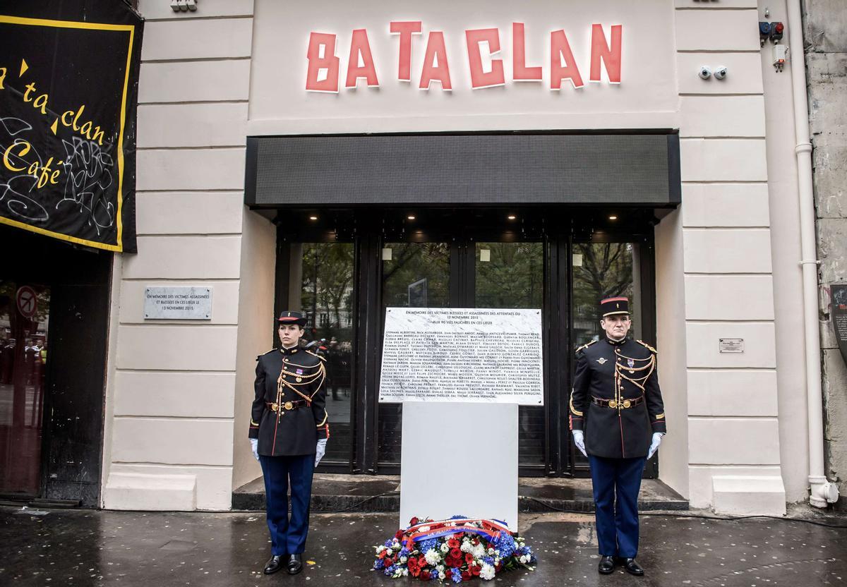 Sala Bataclan de París, donde en 2018 se colocó una placa en recuerdo de las víctimas del atentado yihadista de noviembre de 2015.