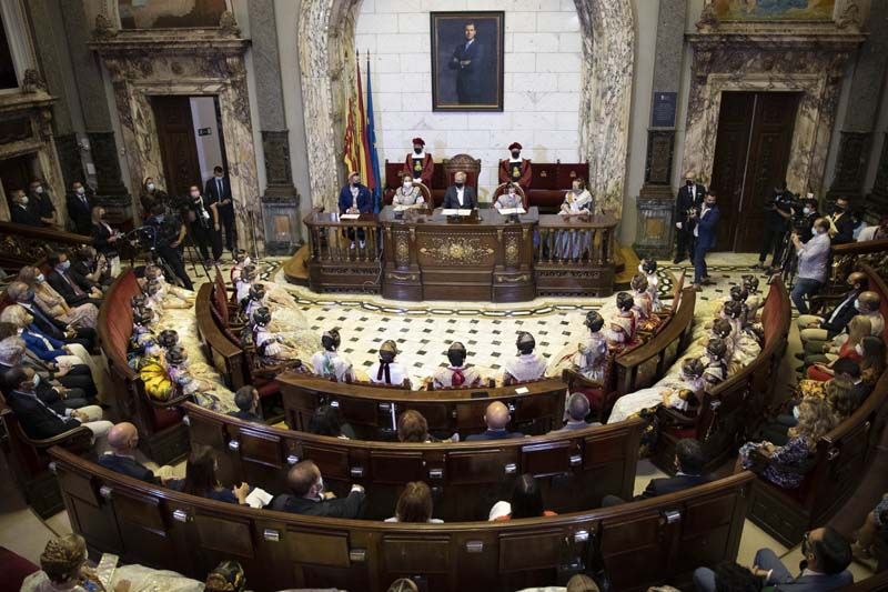 Proclamación de Carmen Martín y Nerea López, falleras mayores de València 2022