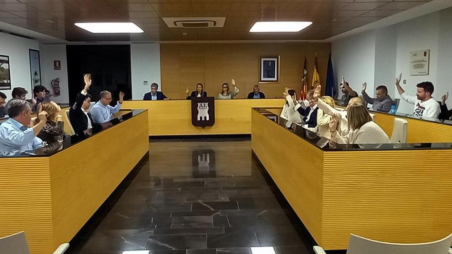 Unanimidad en Almassora de PP, Vox, PSOE y Compromís en apoyo a las mujeres víctimas de violencia