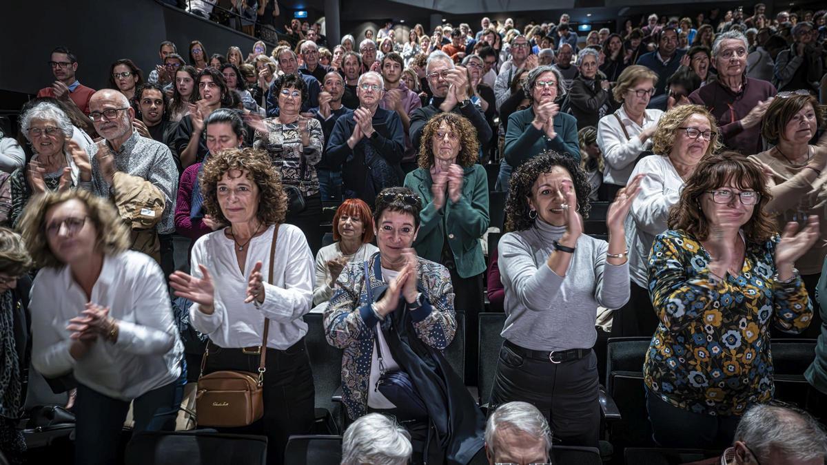 Final de la obra La trena en el teatro GOYA.