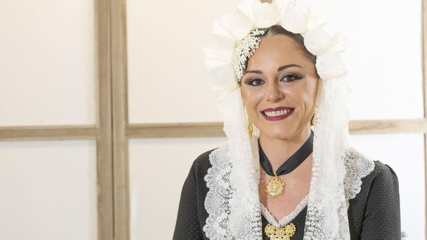 Nelly Jorge Gosálbez, candidata Hoguera Florida-Plaza La Viña
