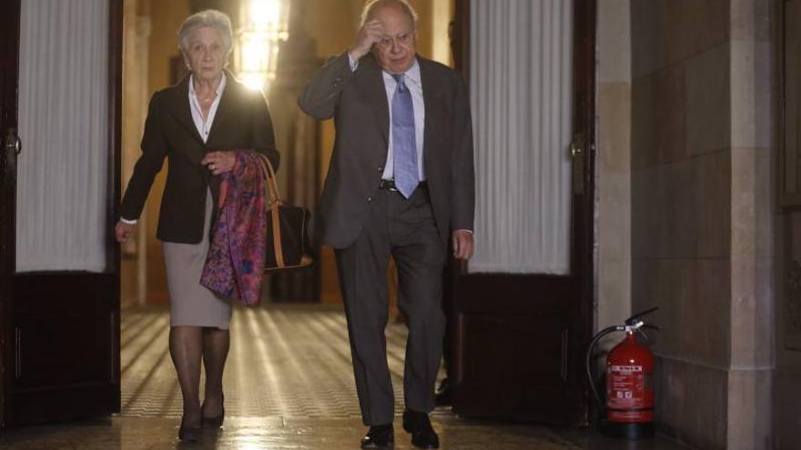 Jordi Pujol y su esposa se niegan a aclarar las dudas sobre su fortuna