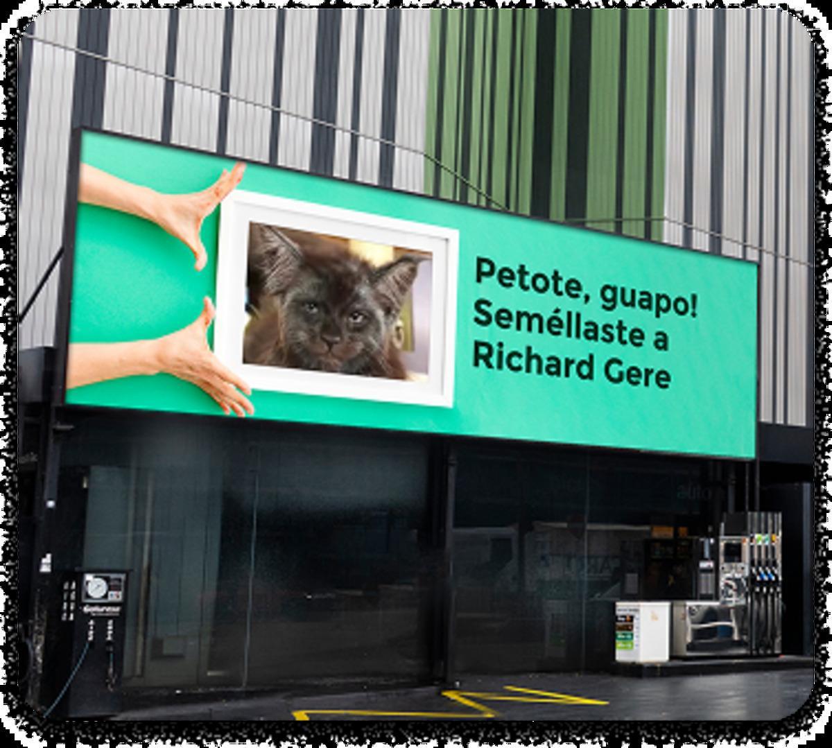 Ejemplo de anuncio en la valla de Galuresa