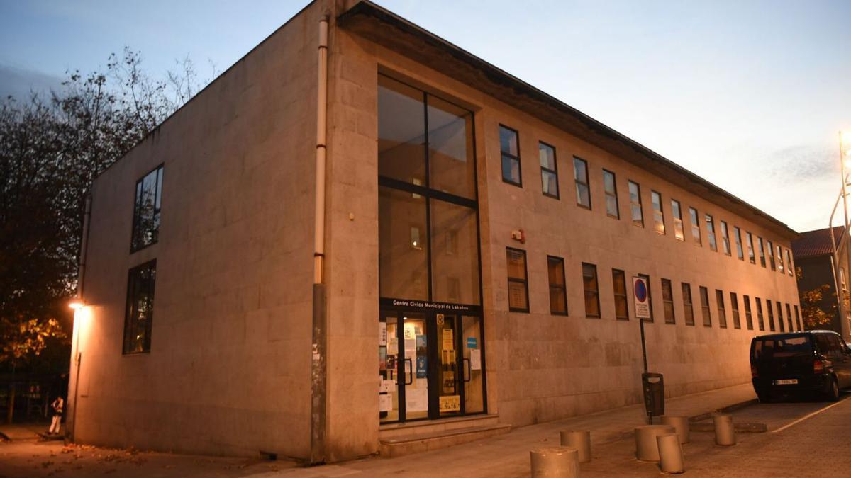 Centro Cívico de Labañou. | // CARLOS PARDELLAS