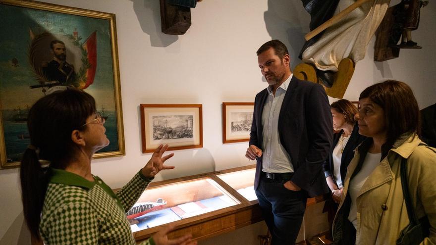 José López visita el Museo Massó y fija para octubre el final de las obras de ampliación