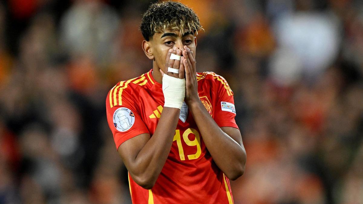 Lamine Yamal, tras fallar en la tanda de penaltis frente a Países Bajos en la Nations League.